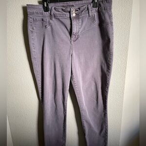 Maurice’s jeggings light purple